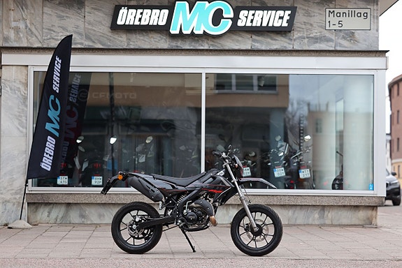 Rieju MRT Black Edition | 45km/h |