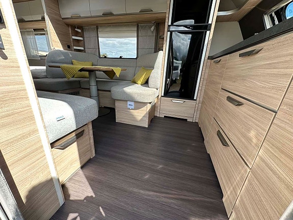 Knaus 650 PEB 10 of 24