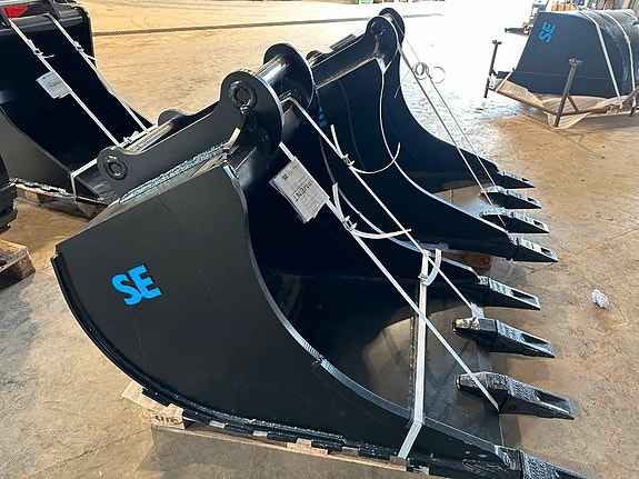 SE Equipment  S70 Grävskopa VA-skopa Kabelskopa Planerskopa 3 of 5