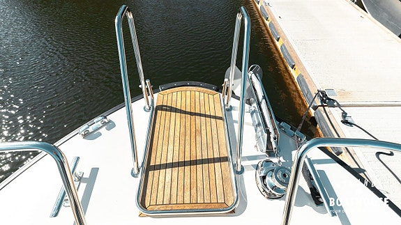 Targa 37+ Hi-Fly CFC | 2x Volvo D6-370A-F 30 of 30