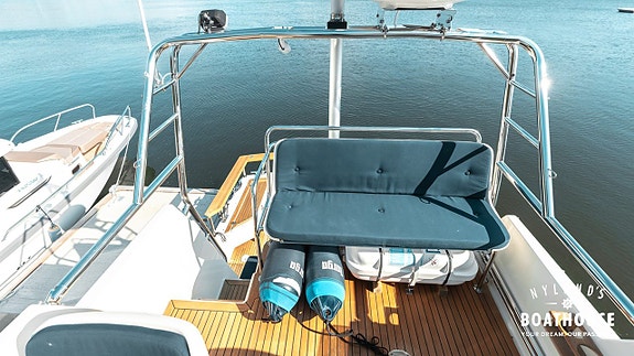 Targa 37+ Hi-Fly CFC | 2x Volvo D6-370A-F 19 of 30