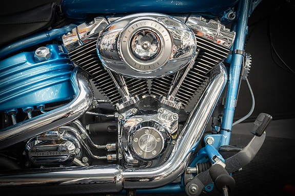Harley-Davidson Rocker C (FXCWC) *Vance & Hines* 13 of 15