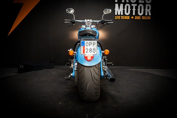 Harley-Davidson Rocker C (FXCWC) *Vance & Hines* 5 of 15