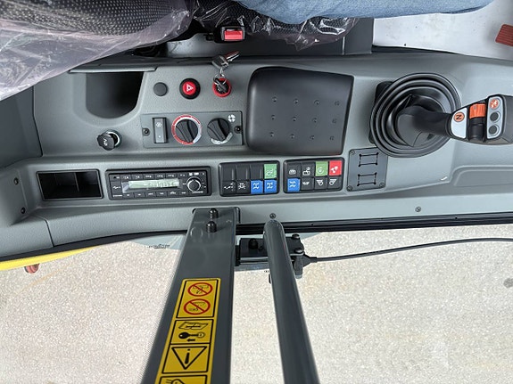 Kramer 5075 lastmaskin / 30km / AC 5 of 12
