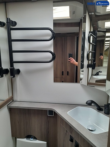Kabe ROYAL 560 GLE KS 12 of 13