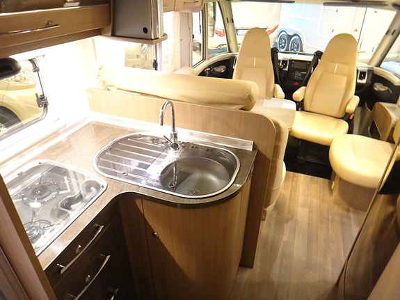 Bürstner Aviano 728 "Enkelsängar" taksäng "1 äg nybilsskick" 15 of 24
