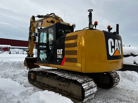 Uthyres / säljes Grävare Cat 316EL