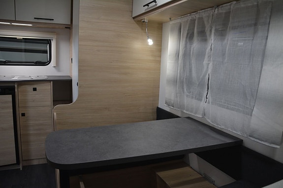Caravelair Alba 400  Ny 7 of 17