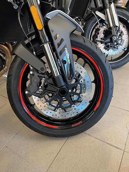 CFMOTO NK 800  O.M.G LEVERANS 12 of 12
