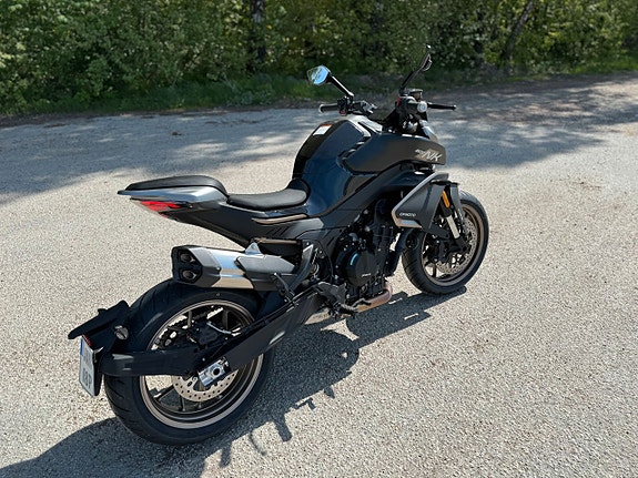 CFMOTO NK 800  O.M.G LEVERANS 6 of 12