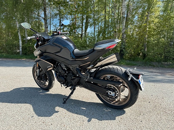 CFMOTO NK 800  O.M.G LEVERANS 7 of 12