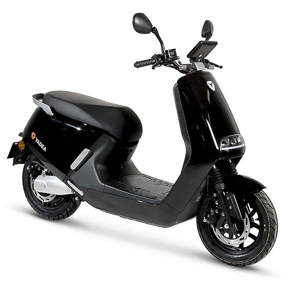 Yadea G5 Elmoped Blanksvart