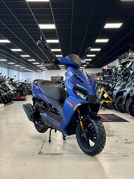 MOTO CR R9 Pure, Klass 1 2 of 5