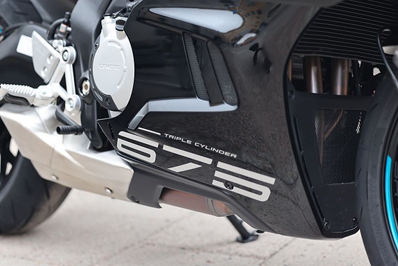 CFMOTO 675 SR-R | Nebula Black |  RÄNTEFRITT 13 of 20