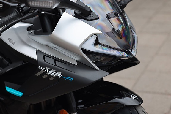 CFMOTO 675 SR-R | Nebula Black |  RÄNTEFRITT 4 of 20