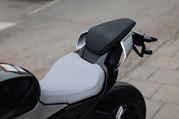 CFMOTO 675 SR-R | Nebula Black |  RÄNTEFRITT 10 of 20