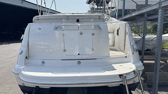 Stingray 250 CS med Volvo Penta 5.0L GXI 270 / DP -13 3 of 5
