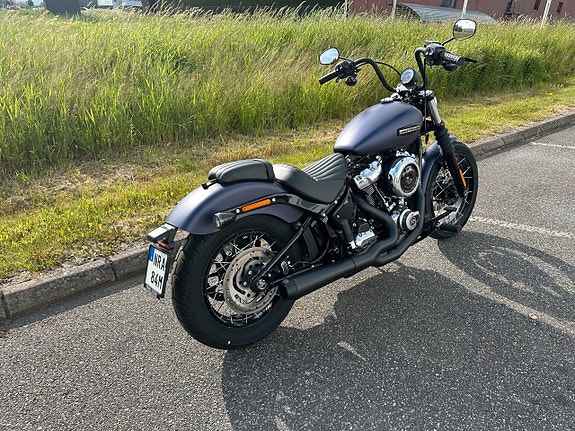 Harley-Davidson FXBB Street Bob 117 Demo/Cobra/Endast 48 mil 3 of 4