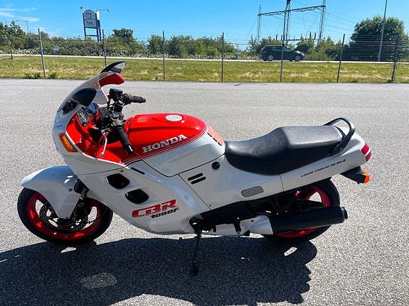 Honda Honda Cbr1000F 6 of 10