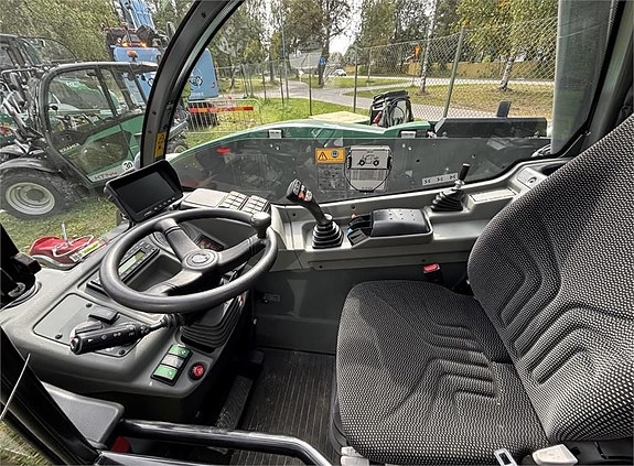 Kramer KT 276 6 of 6