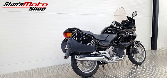 Honda Powersports NT650V Deauville  Stor lagerrensning – Begränsad tid! 3 of 5