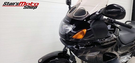 Honda Powersports NT650V Deauville 10 of 16