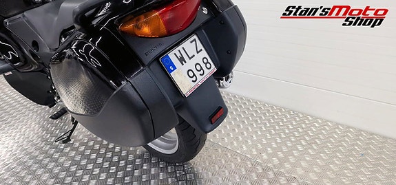 Honda Powersports NT650V Deauville 7 of 16