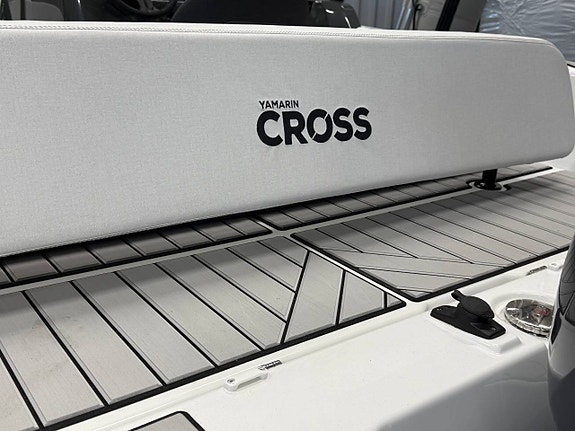 *NYHET* Yamarin Cross 55 BR -25 Yamaha F115 2 of 7