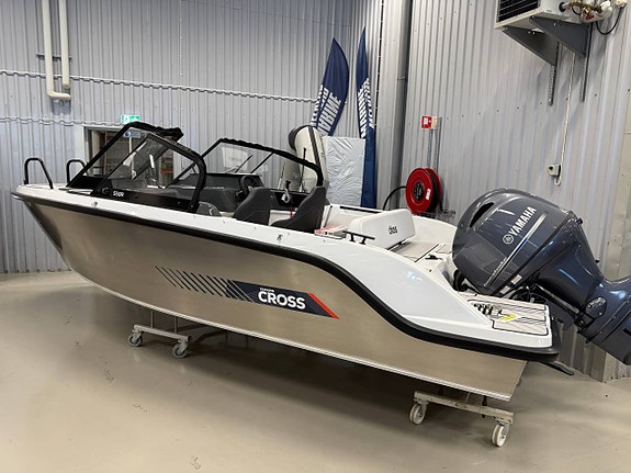 *NYHET* Yamarin Cross 55 BR -25 Yamaha F115 4 of 7
