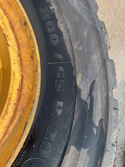 Michelin 800/65R29 XLD Volvo L150 L180 6 of 7