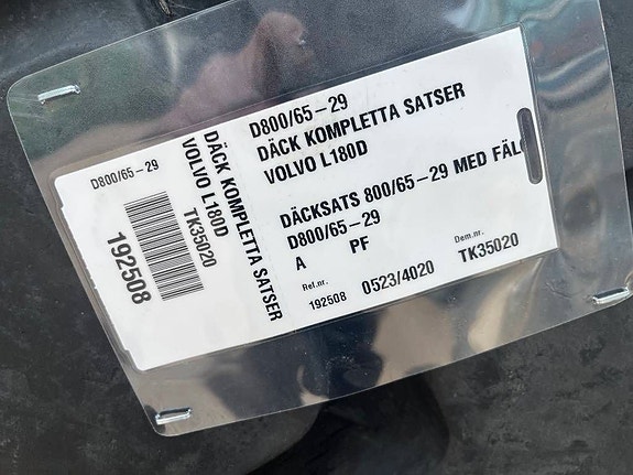 Michelin 800/65R29 XLD Volvo L150 L180 2 of 5