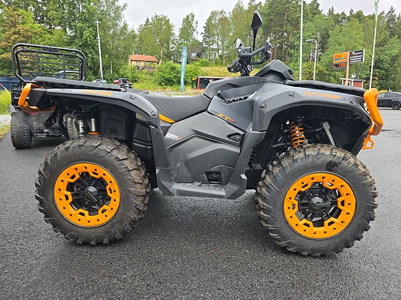 Can-Am Outlander XT-P 1000R Traktor B 5 of 15