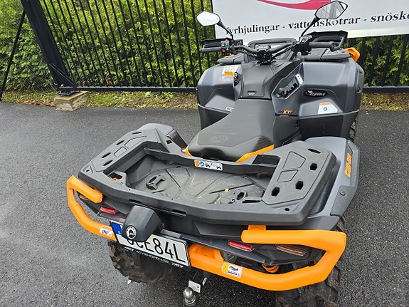 Can-Am Outlander XT-P 1000R Traktor B 6 of 15