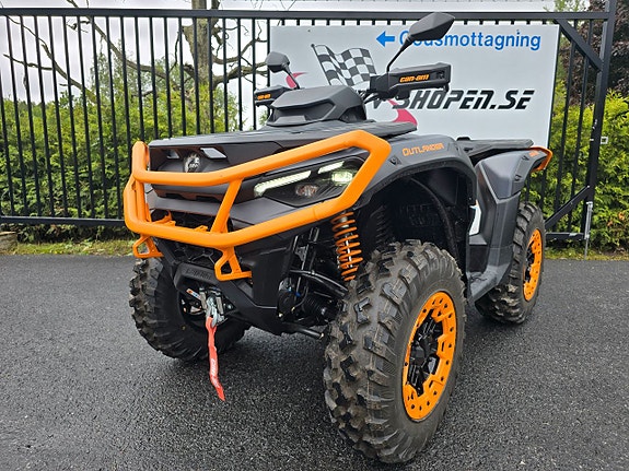 Can-Am Outlander XT-P 1000R Traktor B