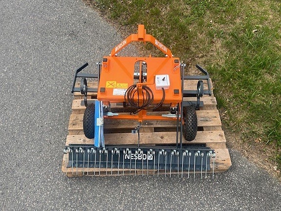 NESBO Ogräsharv med 12v el lyft 2 of 3