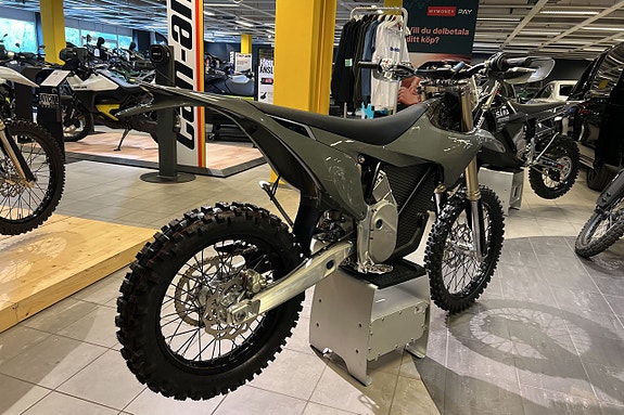Stark Varg EX 80hk Medium *Räntefritt* 4 of 9