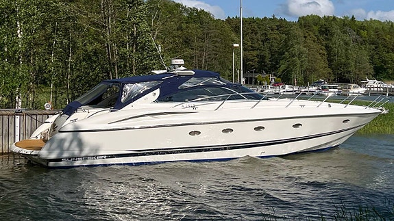 Sunseeker Camargue 50 2000  Finland 2 of 12
