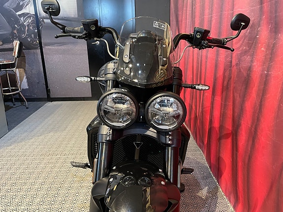 Triumph ROCKET 3 GT STORM *RÄNTEKAMPANJ* 3 of 5