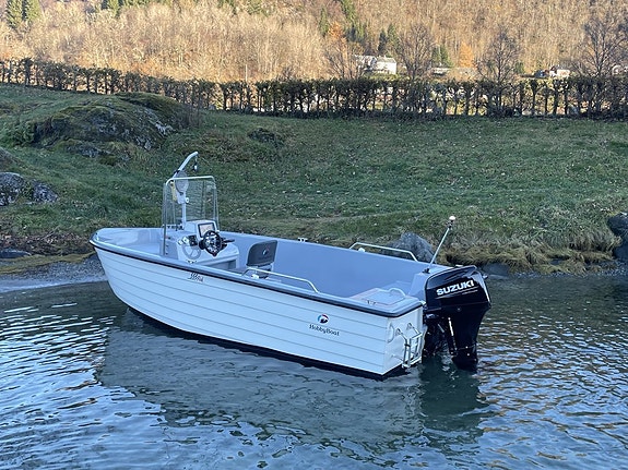 Hobby 555 Fish inkl Tohatsu MFS 50 hk fyrtakt 2025