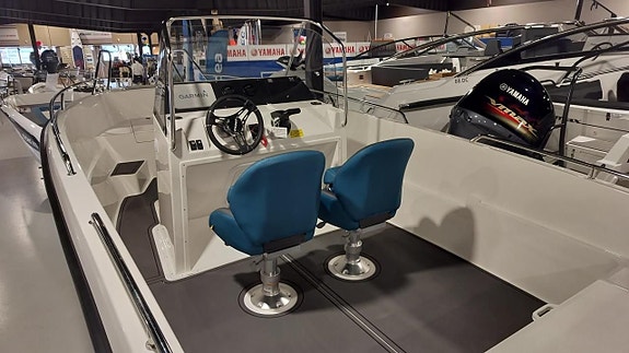 Cremo 680 CC 2025 + Yamaha F200XB 3 of 6