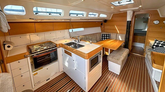 X-Yachts Xp 44  2012  Finland 7 of 12