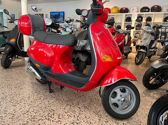Vespa ET4