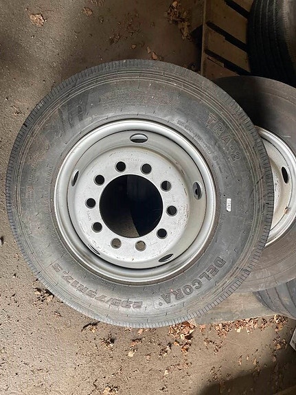 Michelin 235/75R17.5 Hjul 10 bult ej konad 4 of 8