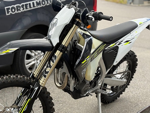 Triumph TF 450-E / Höstkampanj / Räntefritt 24mån 6 of 11