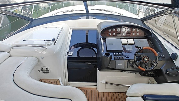 Sunseeker Portofino 46 2004  Finland 4 of 12