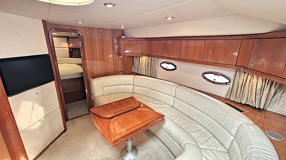 Sunseeker Portofino 46 2004  Finland 8 of 12