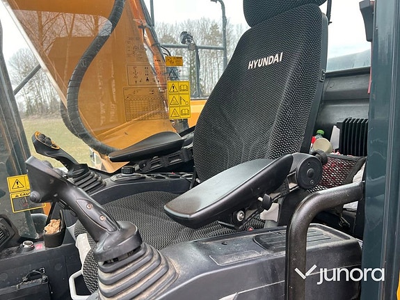 Bandgrävare - Hyundai, HX220 L 9 of 30