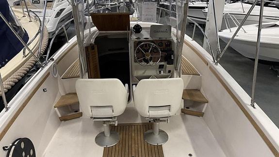 Nimbus 22 Nova med Volvo Penta 4,3 Gi DP -97 4 of 7