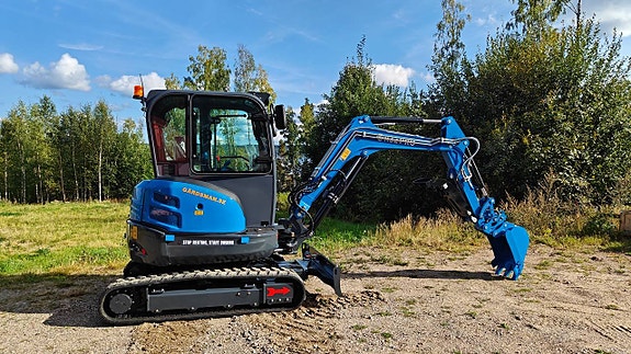 Minigrävare 3 ton Nya Rippa R32 PRO AC, med nya hytten. 3 of 12