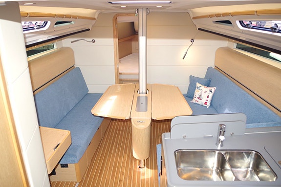 Dehler 38 SQ 2 of 5